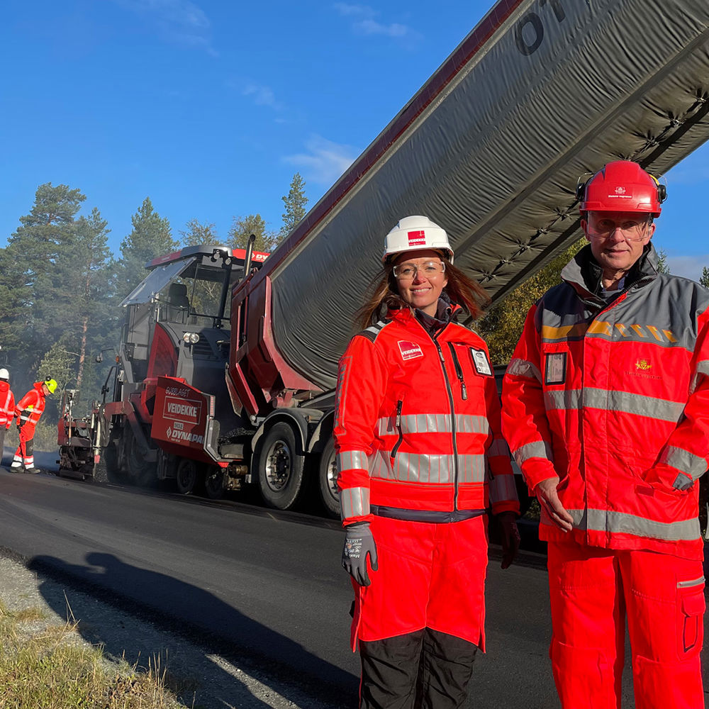 Asfalt på veistrekning. Miljøasfalt. Foto.